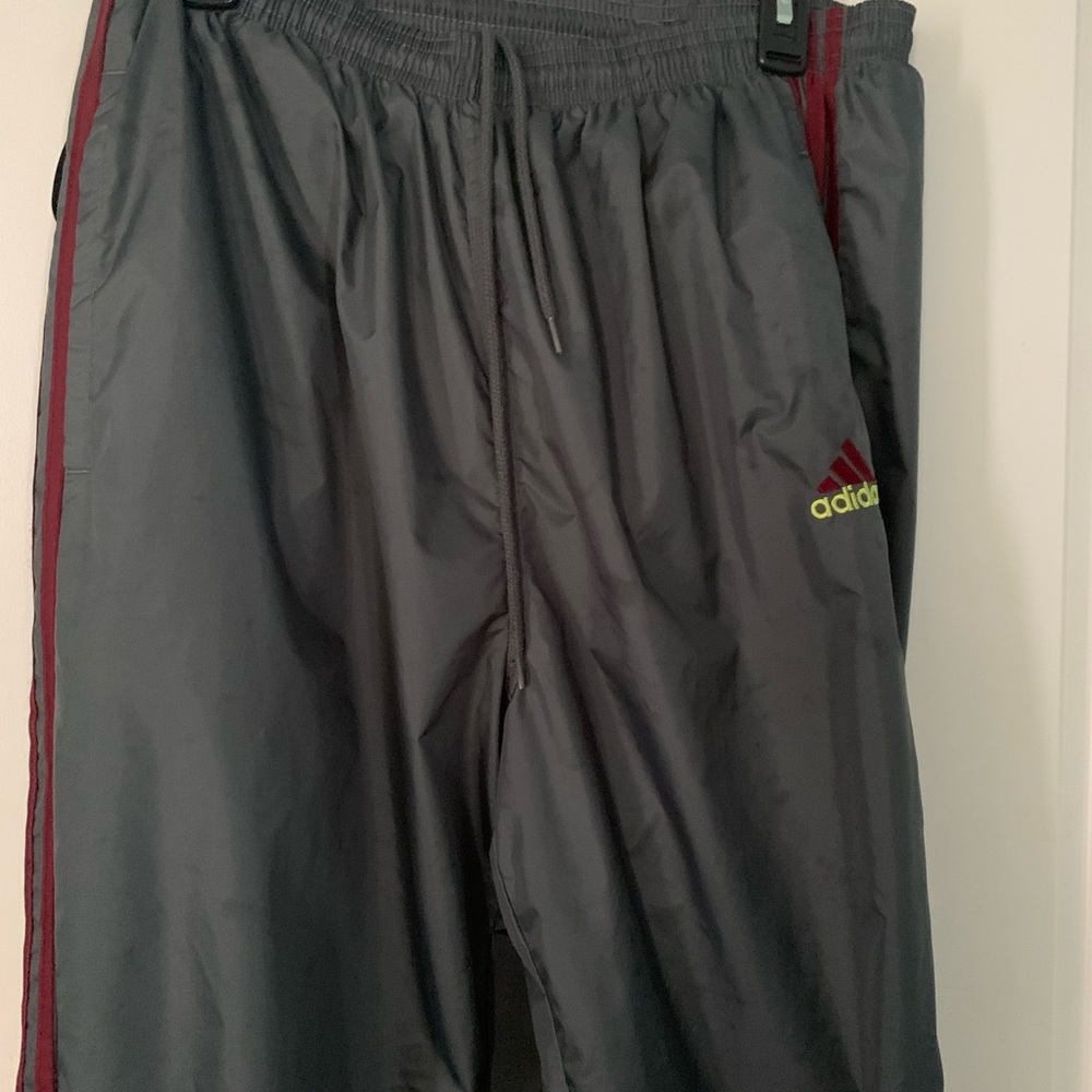Vintage Adidas track pants ☀️